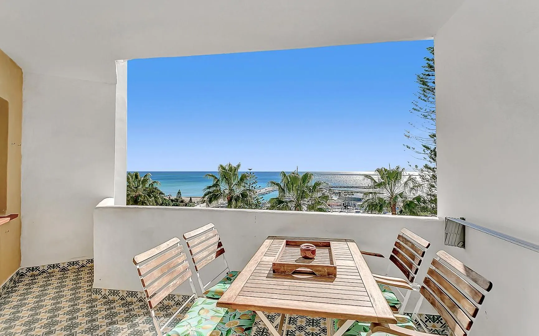 Appartamento J95 Cabopino Marbella